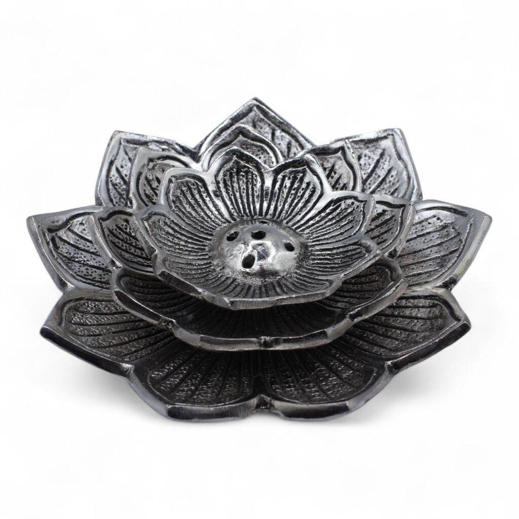 Lootosekujuline alumiiniumist viirukialus / Aluminium lotus incense holder for incense sticks